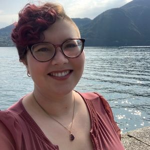 Meet your Posher, Hannah